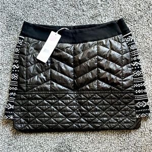 *new with tags* Krimson Klover black quilted insulated carving skirt size small